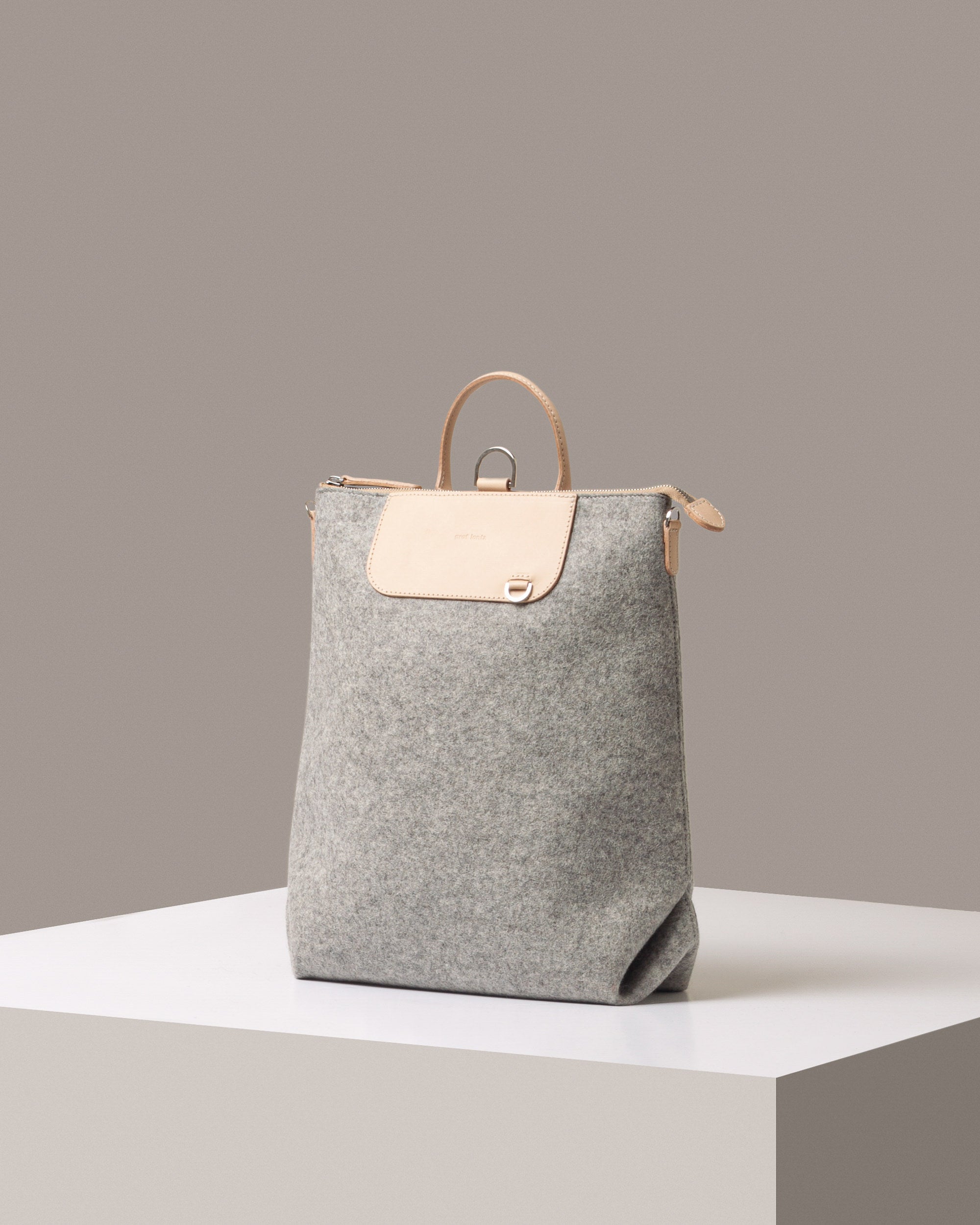 Merino Wool Felt & Leather Bedford Backpack in Granite/Natural