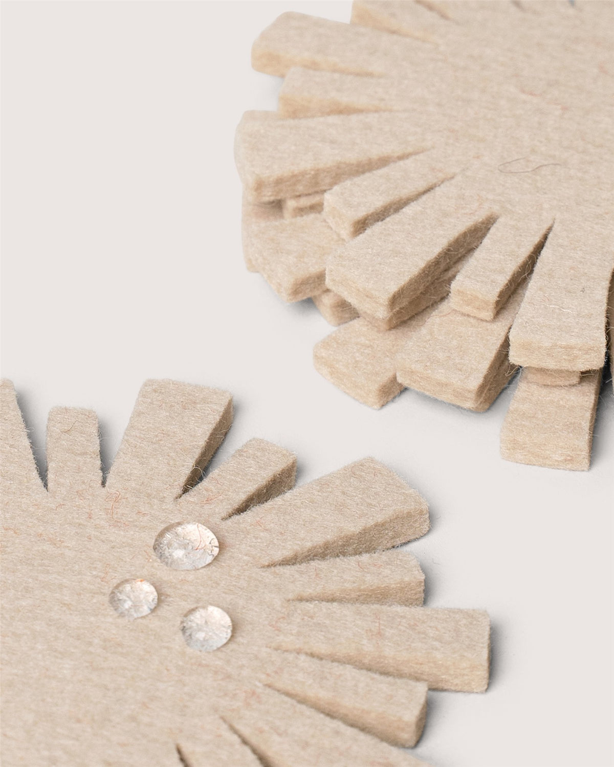 Merino Wool Starburst Coaster Solid 4 Pack