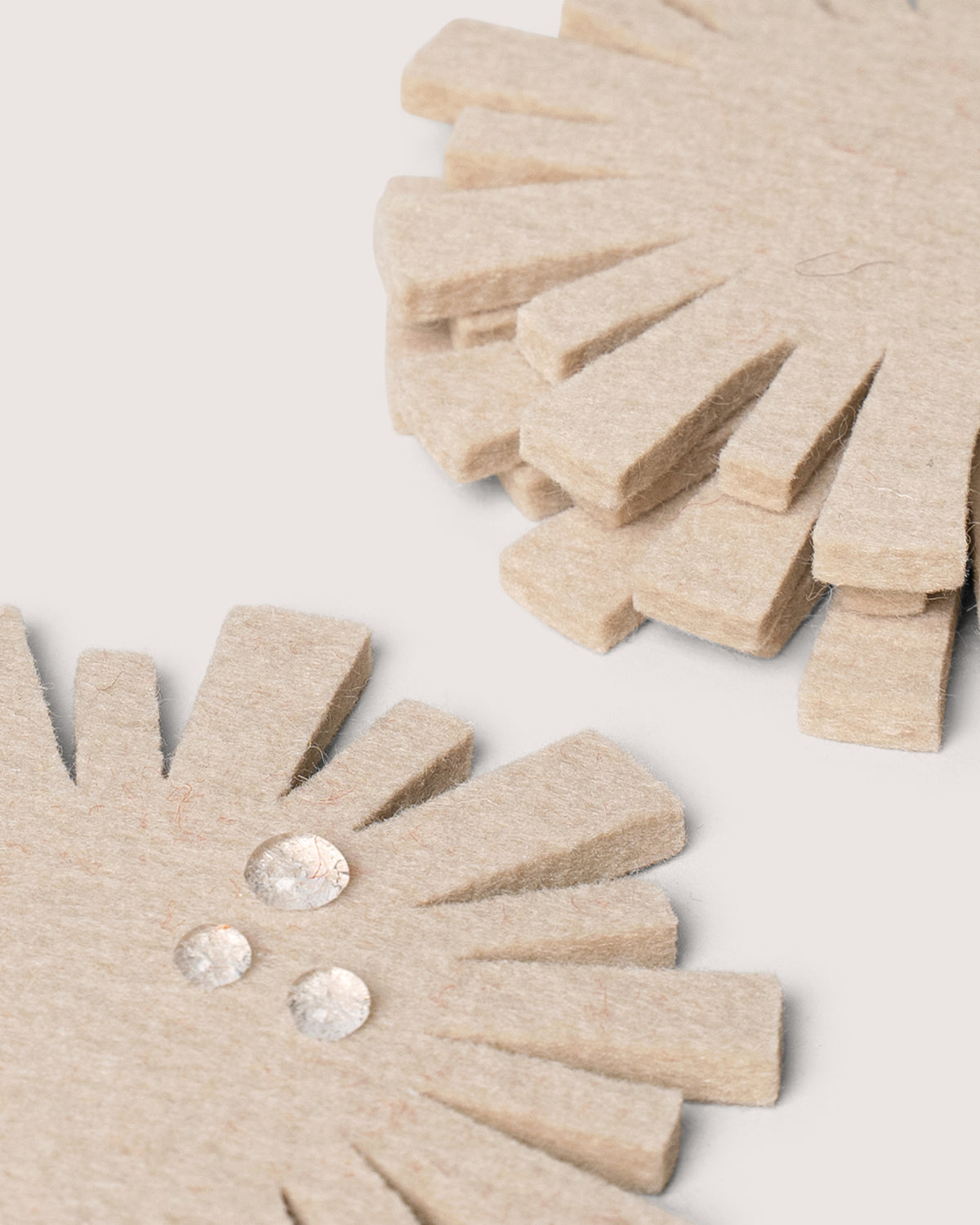 Merino Wool Tabletop Set