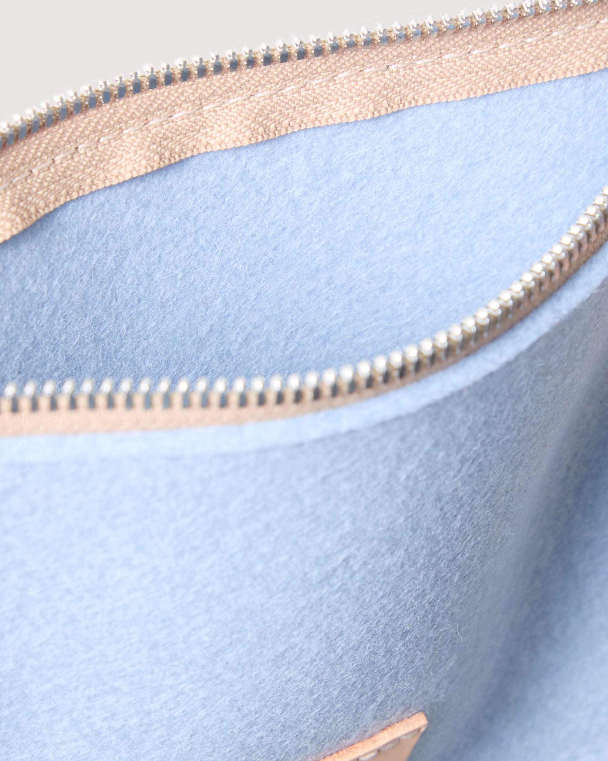 Deco Edge Merino Wool Pouch