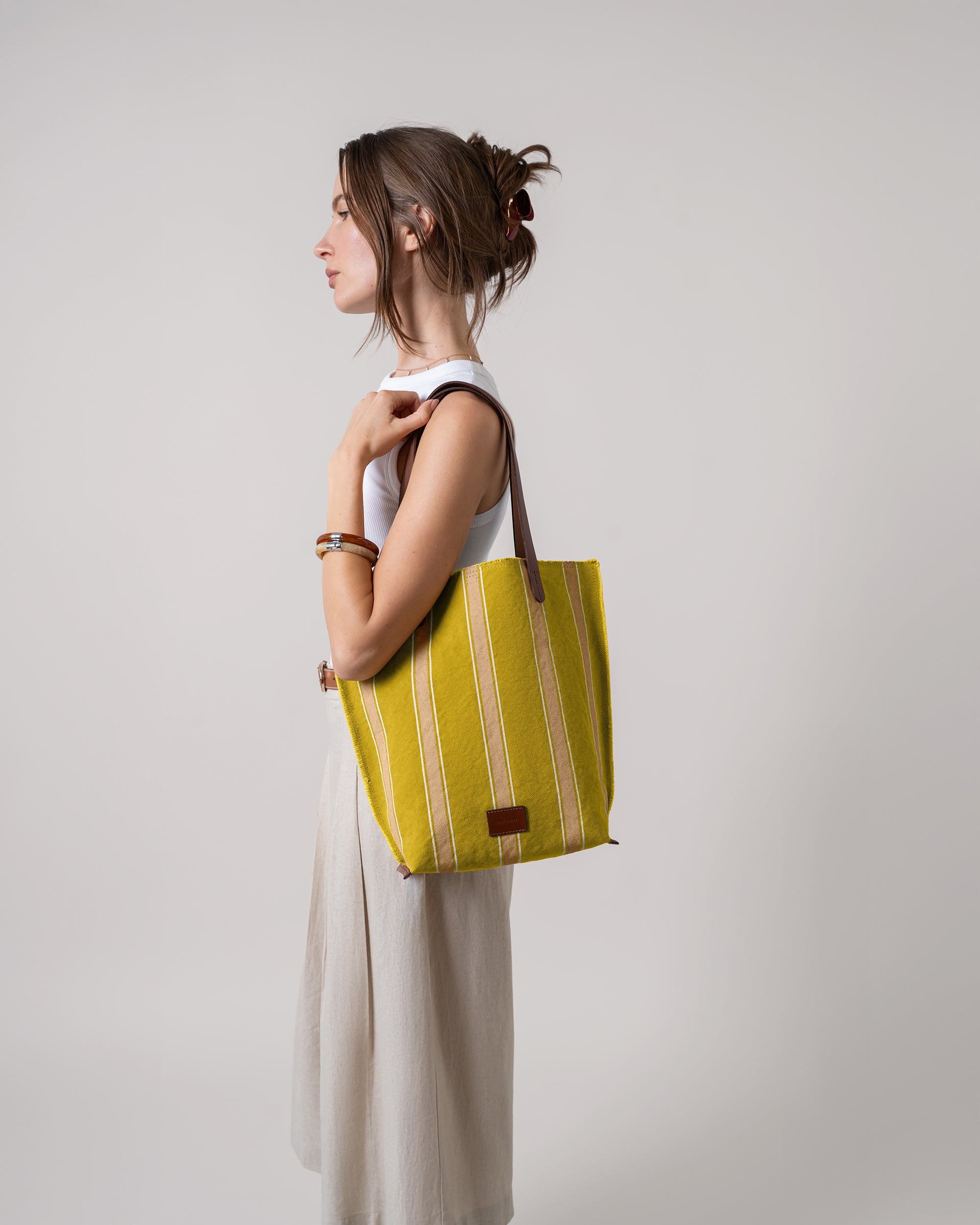 Hana Canvas Tote