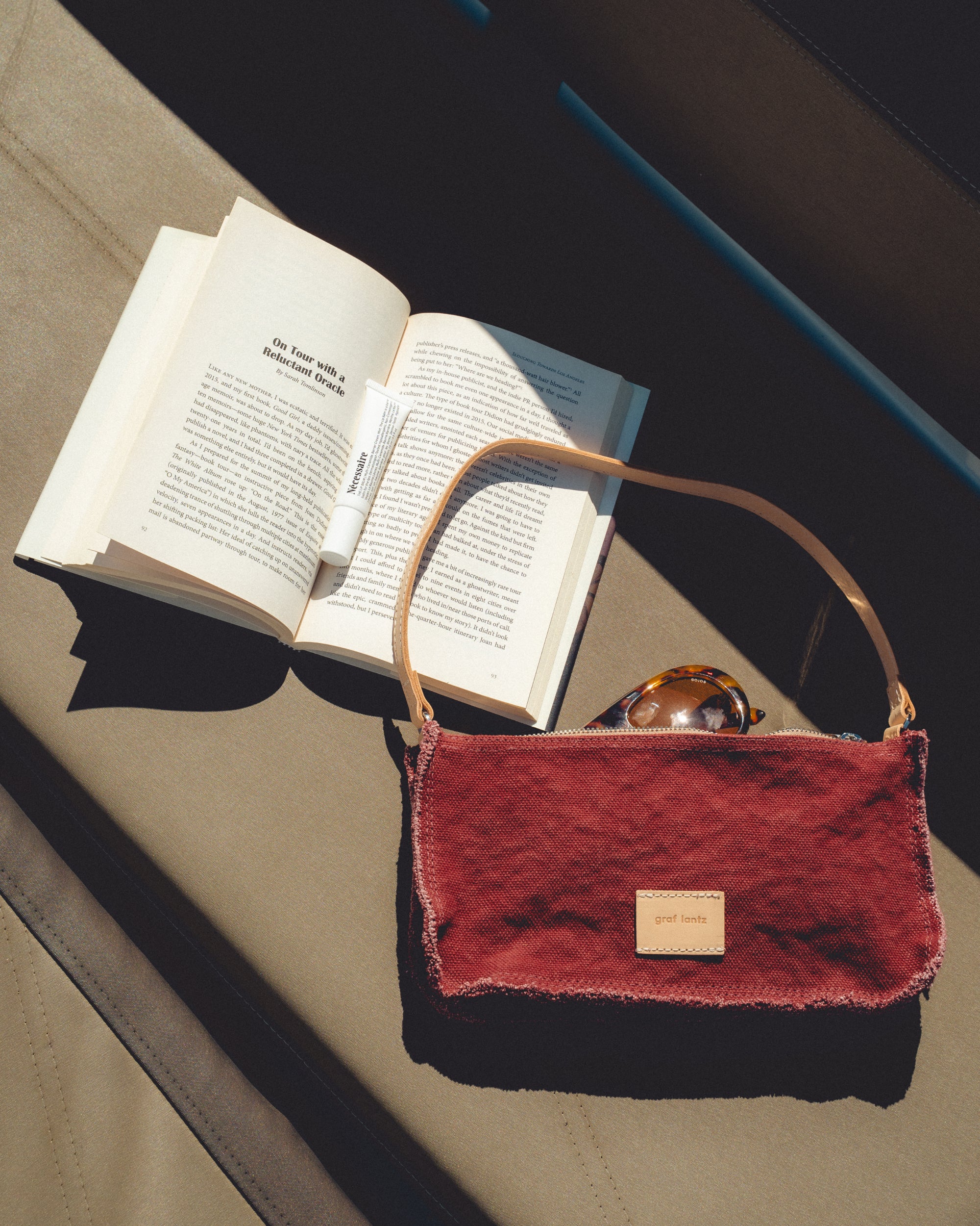 Hana Canvas Shoulder Bag