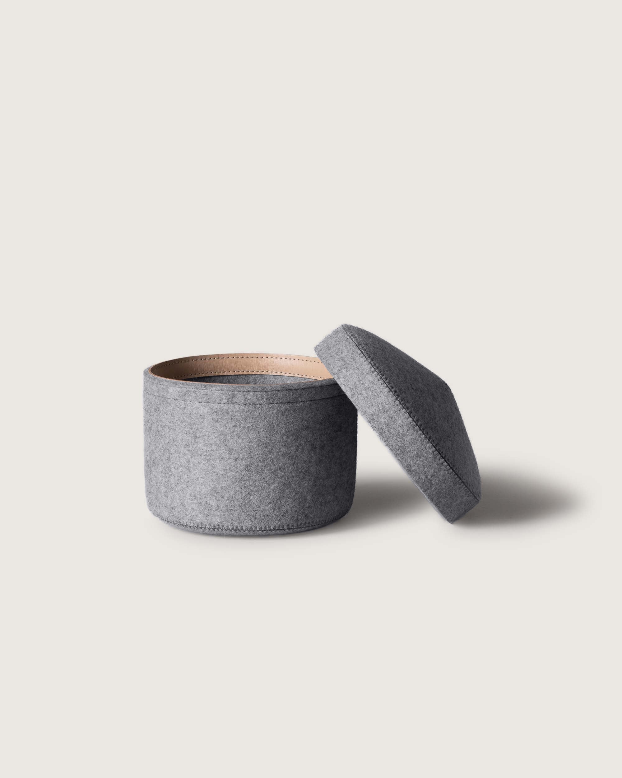 Merino Wool Small Bin w/ Lid