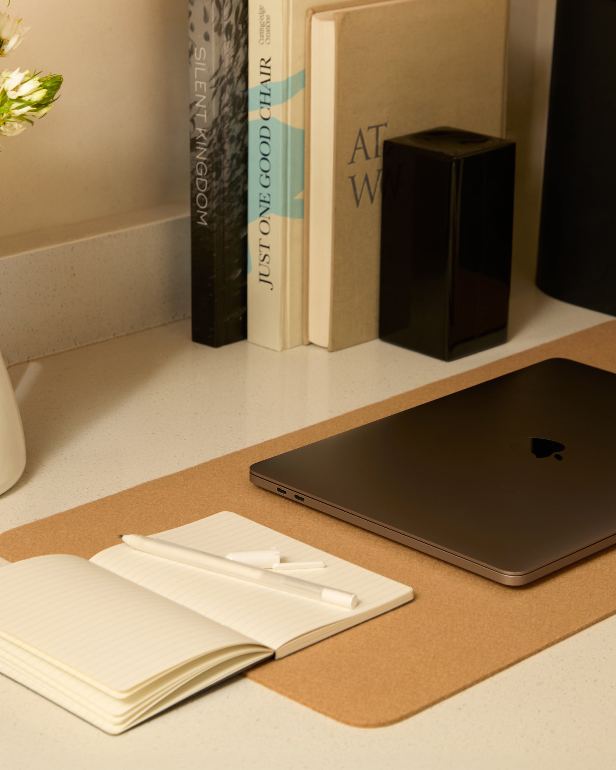 Mosen Merino Wool Medium Desk Pad