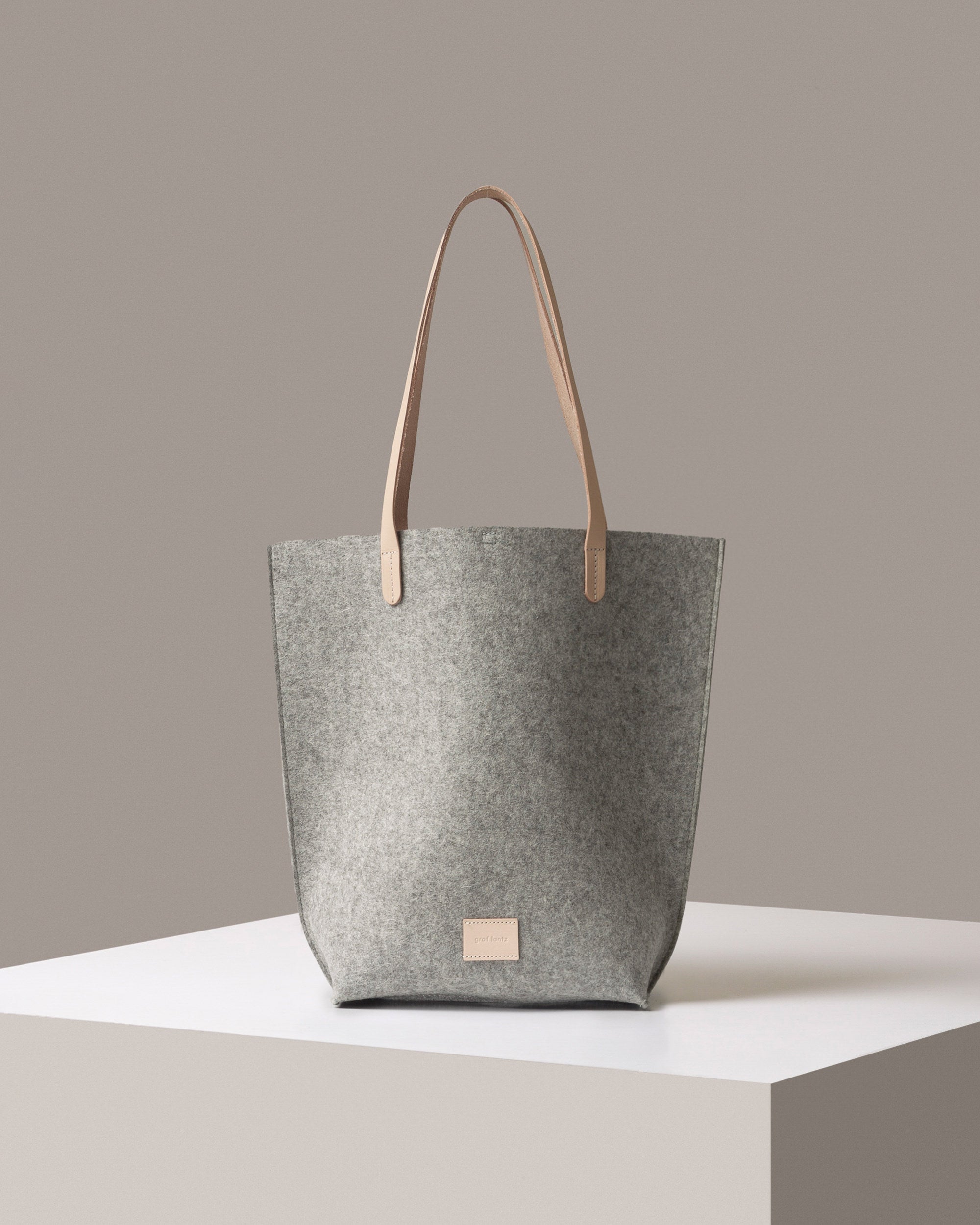 Hana Merino Wool Tote Bag in Gray