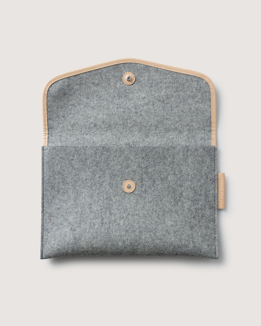 Our elegant 14 inch laptop sleeve. Here in granite color