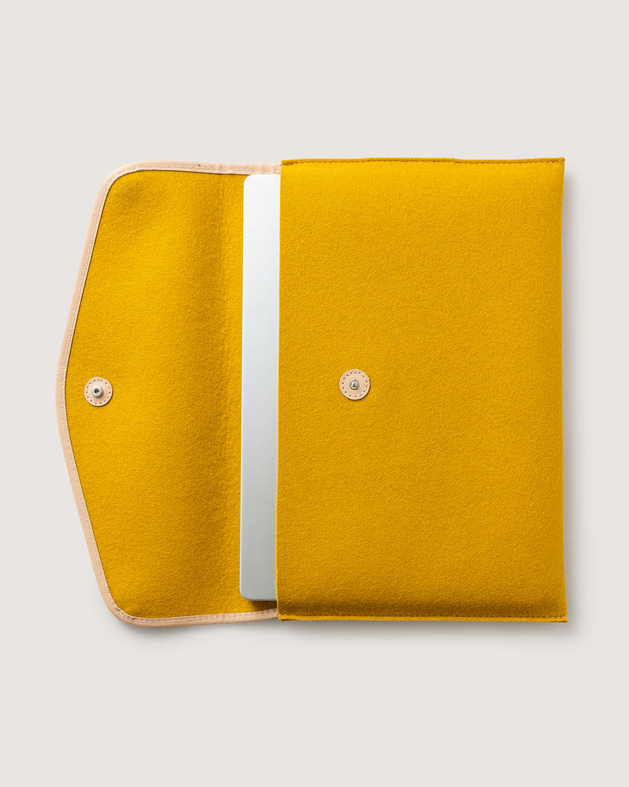 Our 16 inch laptop sleeve. Here in dijon color.