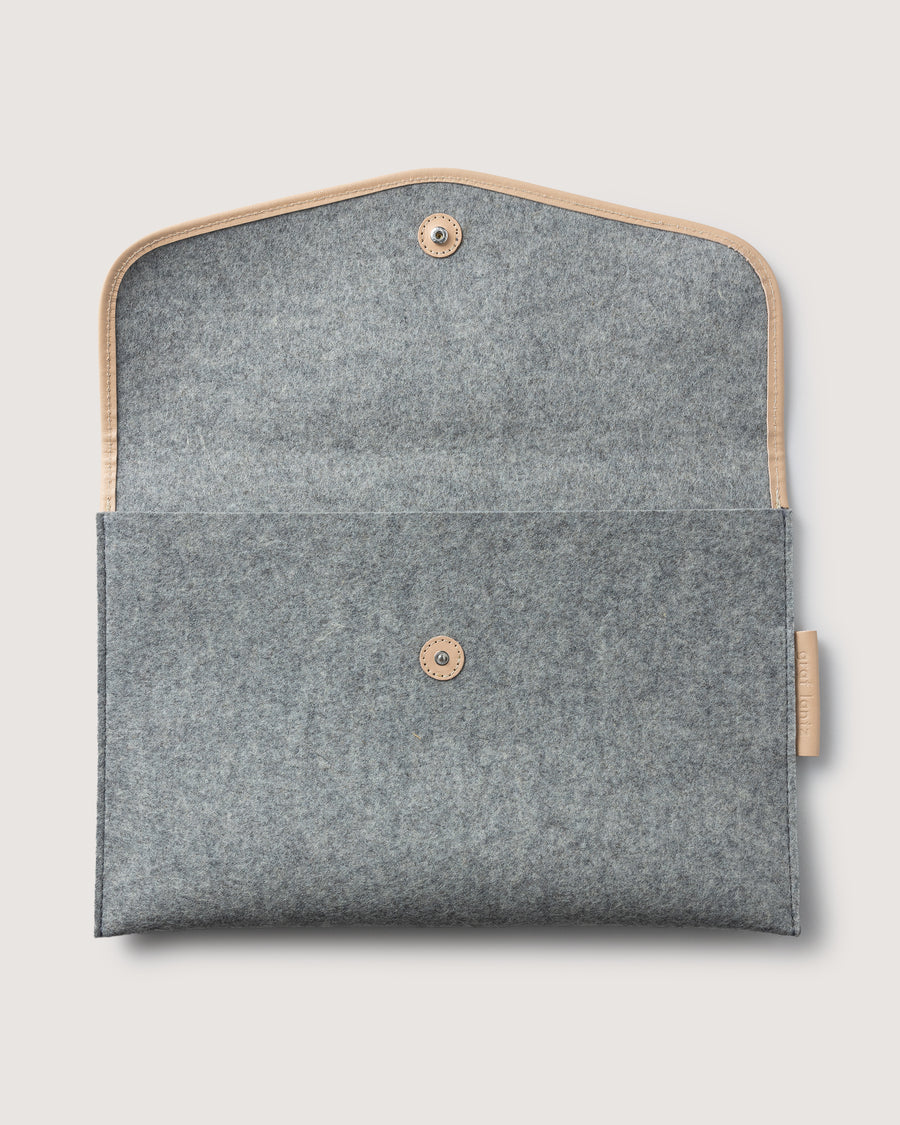 Our elegant 16 inch laptop sleeve. Here in granite color