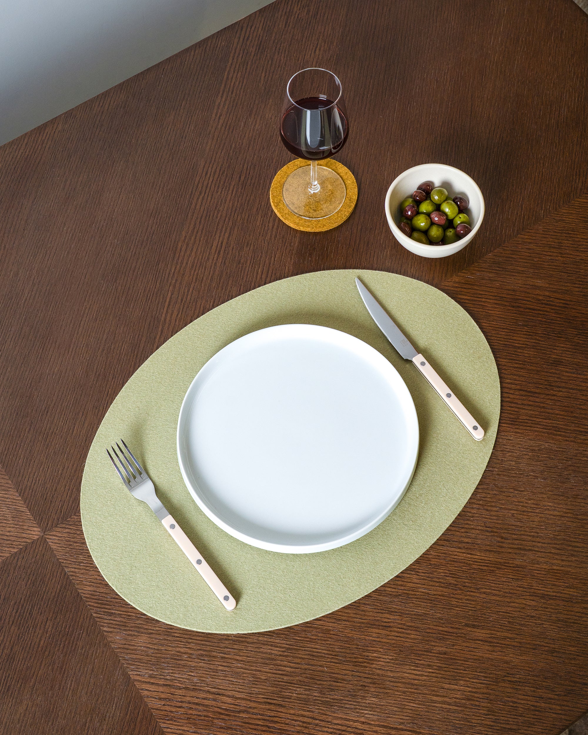 Merino Wool Oval Placemat