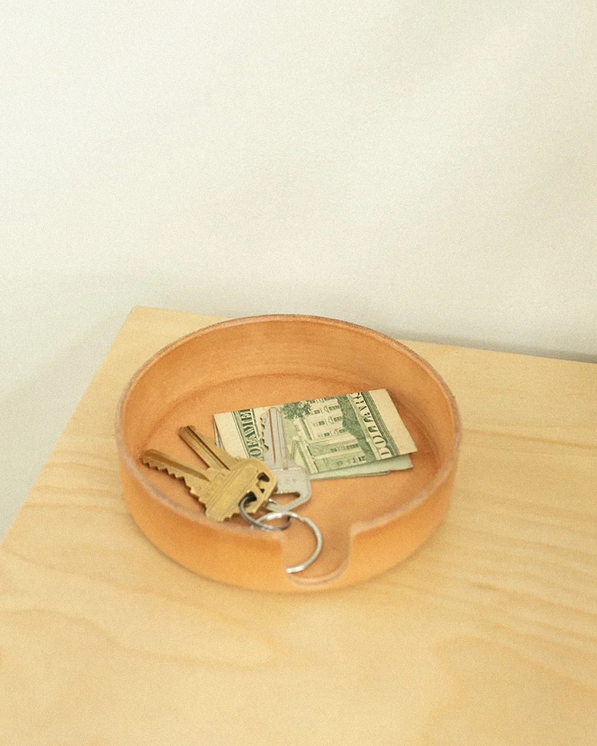 Kobon Leather Round Tray