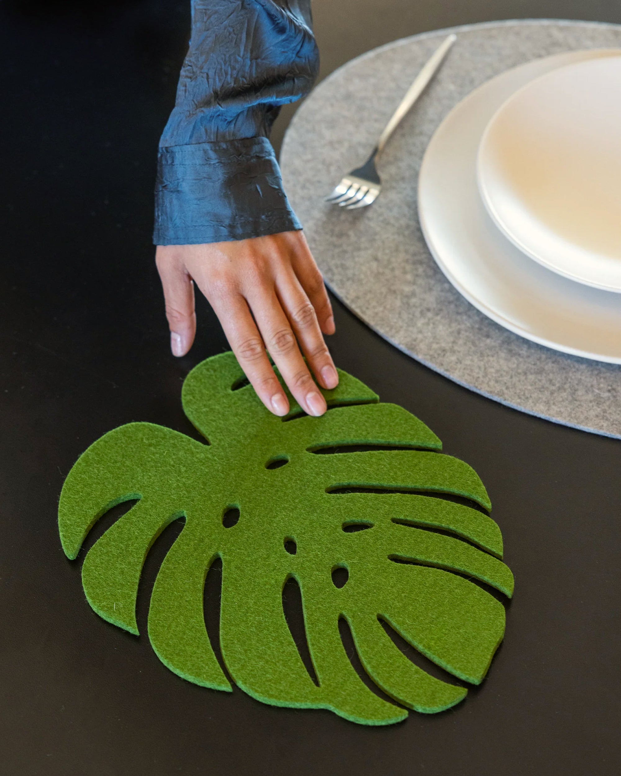 Merino Wool Large Monstera Trivet