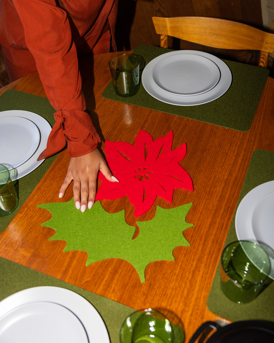 Merino Wool 15" Holly Leaf Trivet