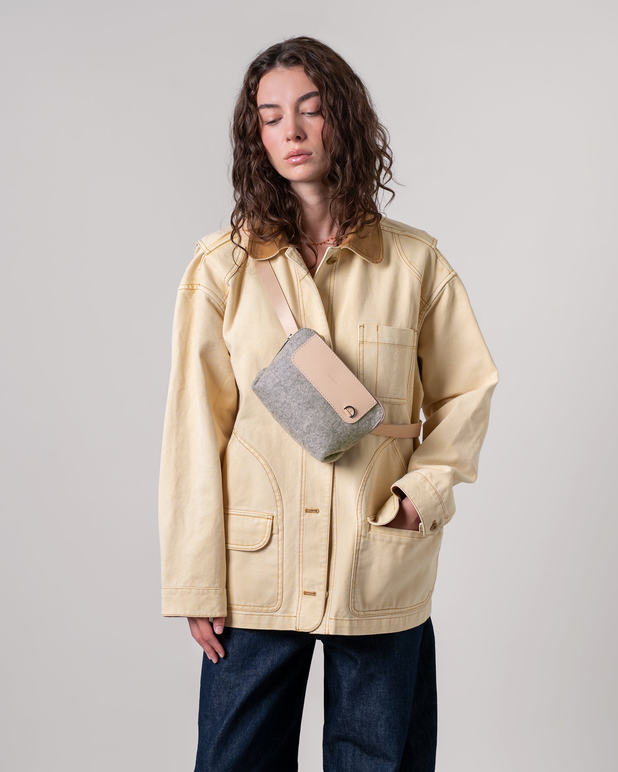 Merino Wool and Leather Bedford Belt Bag in Granite and Natural