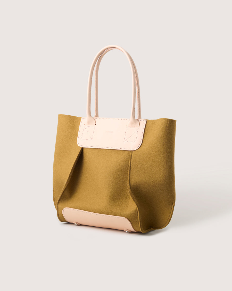 Frankie Merino Wool Crossbody Tote Bag in Charcoal and Black