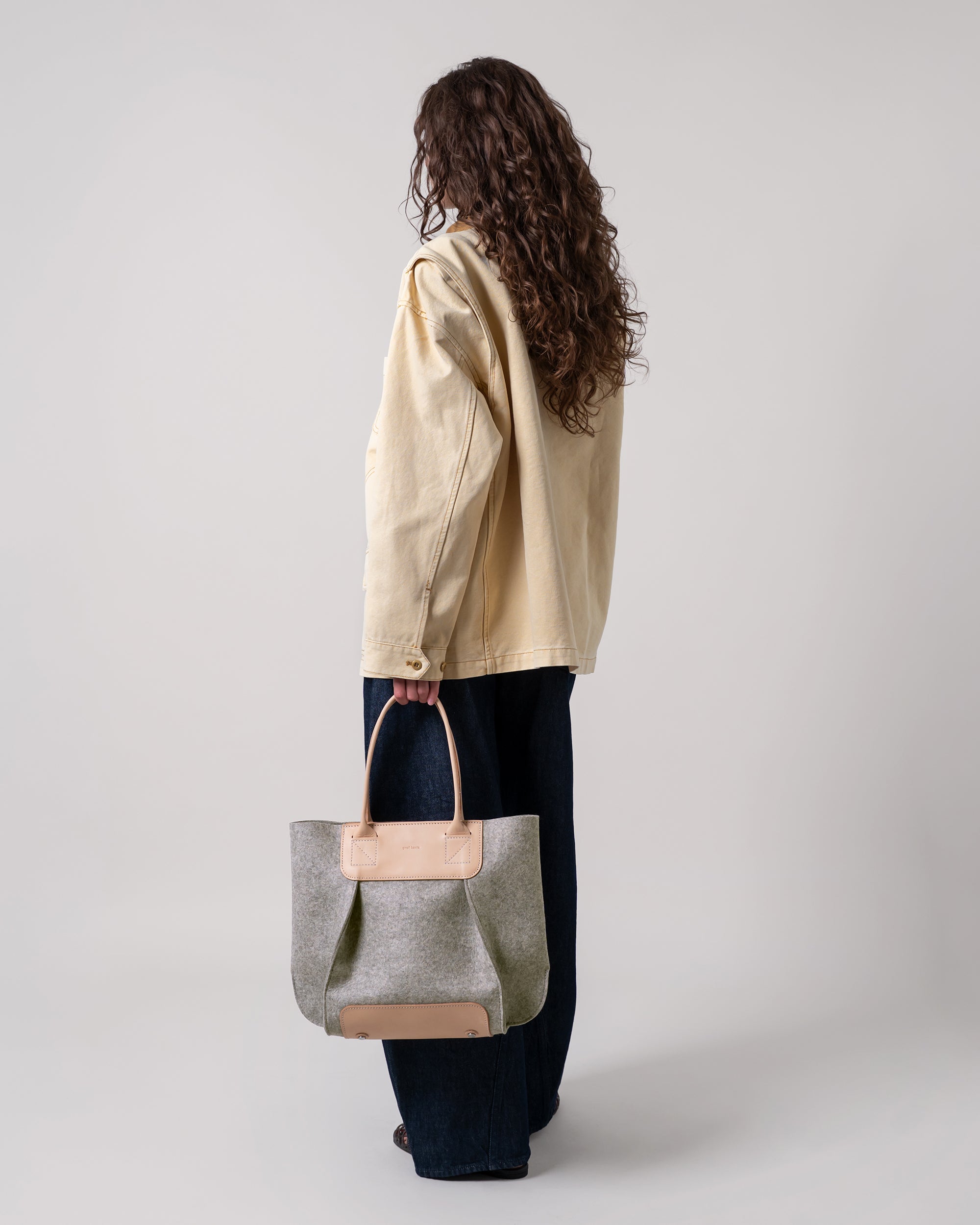 Frankie Merino Wool Crossbody Tote Bag in Gray and Beige | Graf Lantz