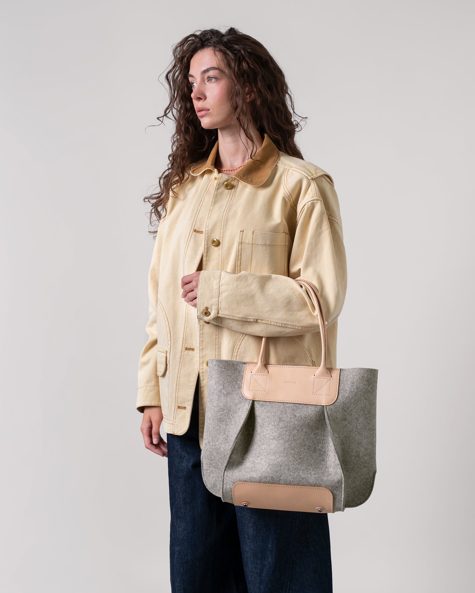 Frankie Merino Wool Crossbody Tote Bag in Gray and Beige | Graf Lantz