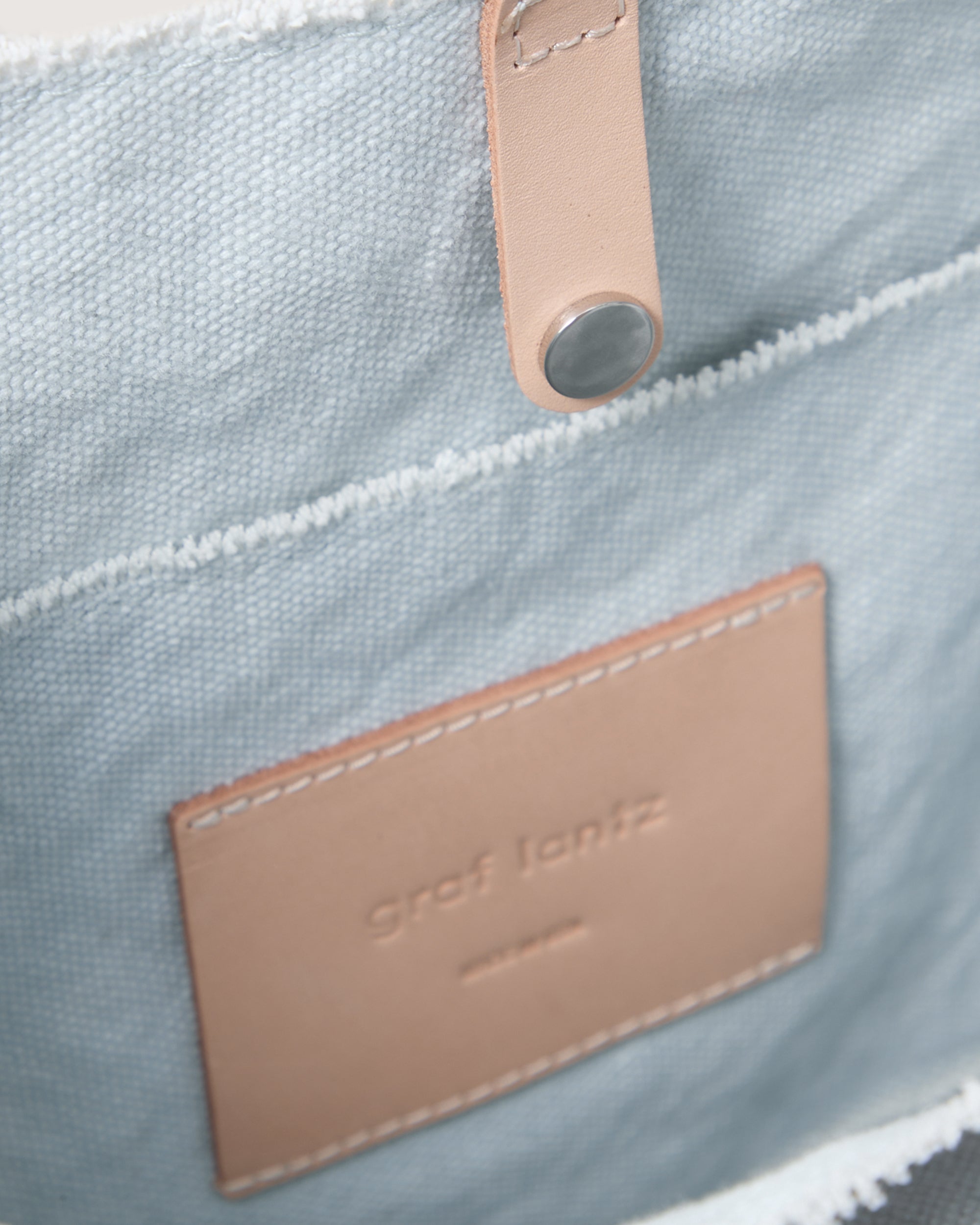 Hana Canvas Tote in Mist Canvas
