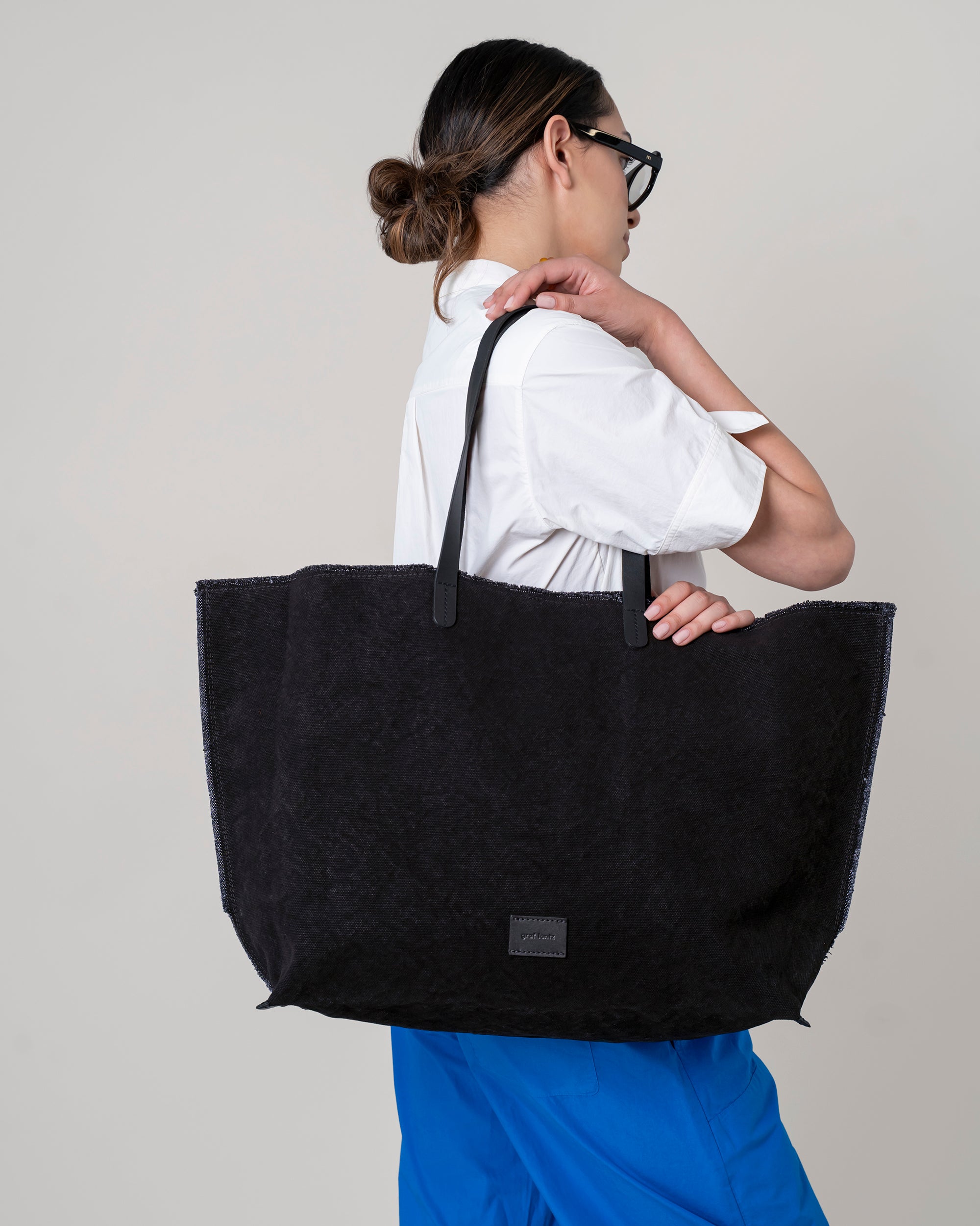 Hana Canvas Boat Bag in Black Canvas | Graf Lantz