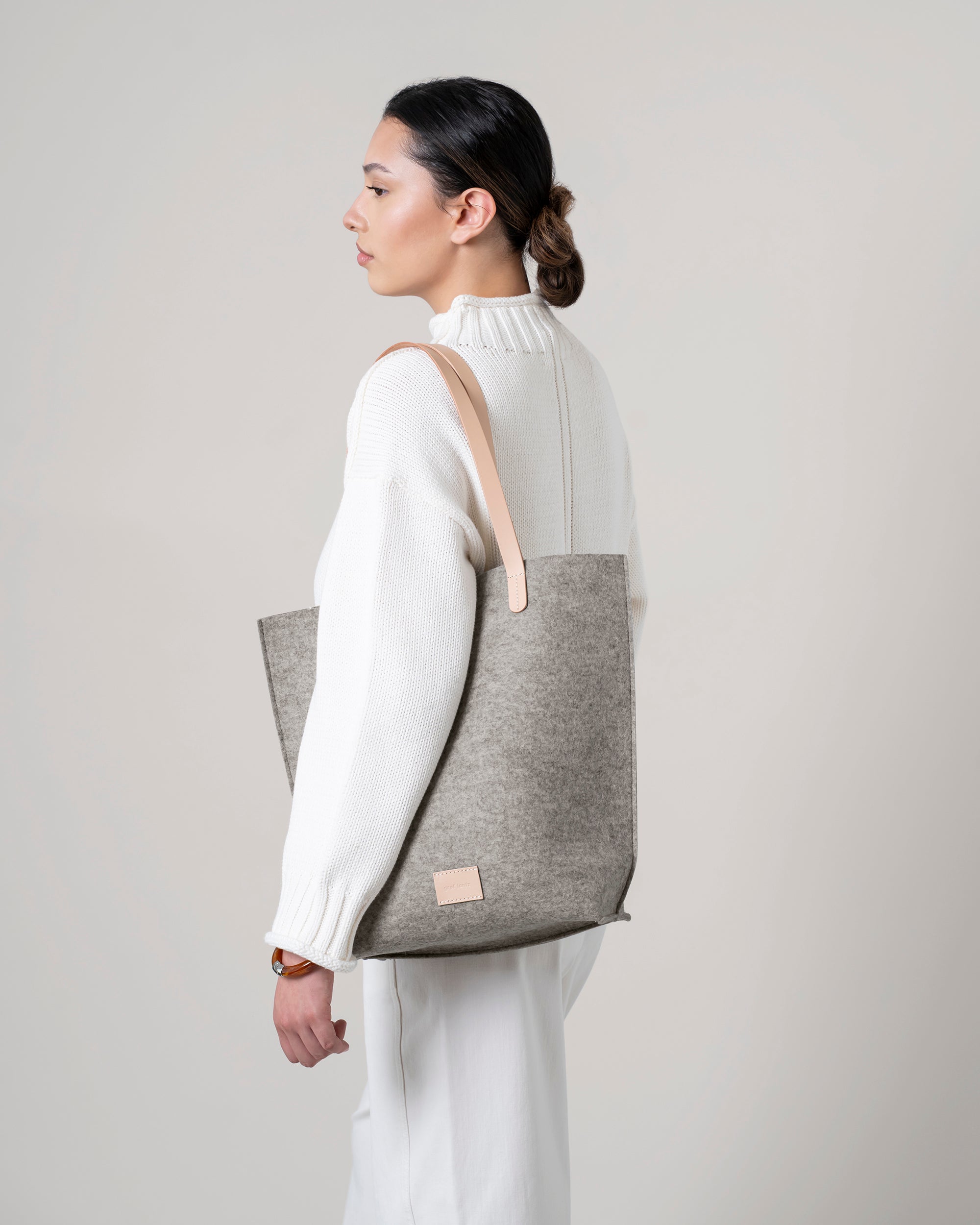 Hana Merino Wool Tote Bag in Gray | Graf Lantz