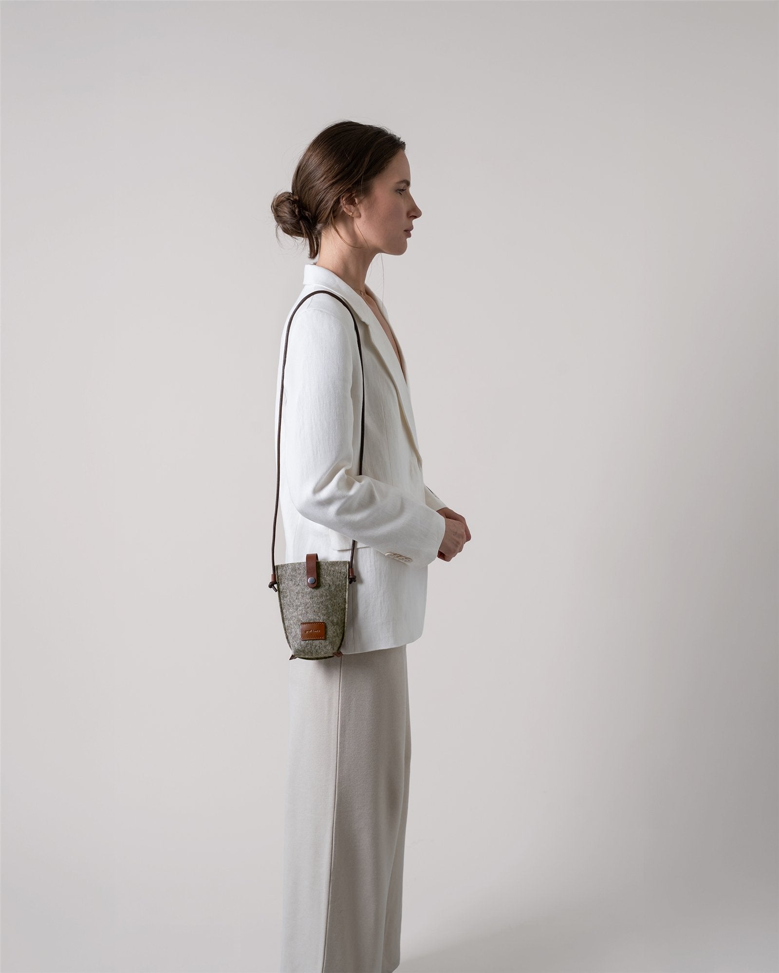 Hana Merino Wool Phone Crossbody | Graf Lantz
