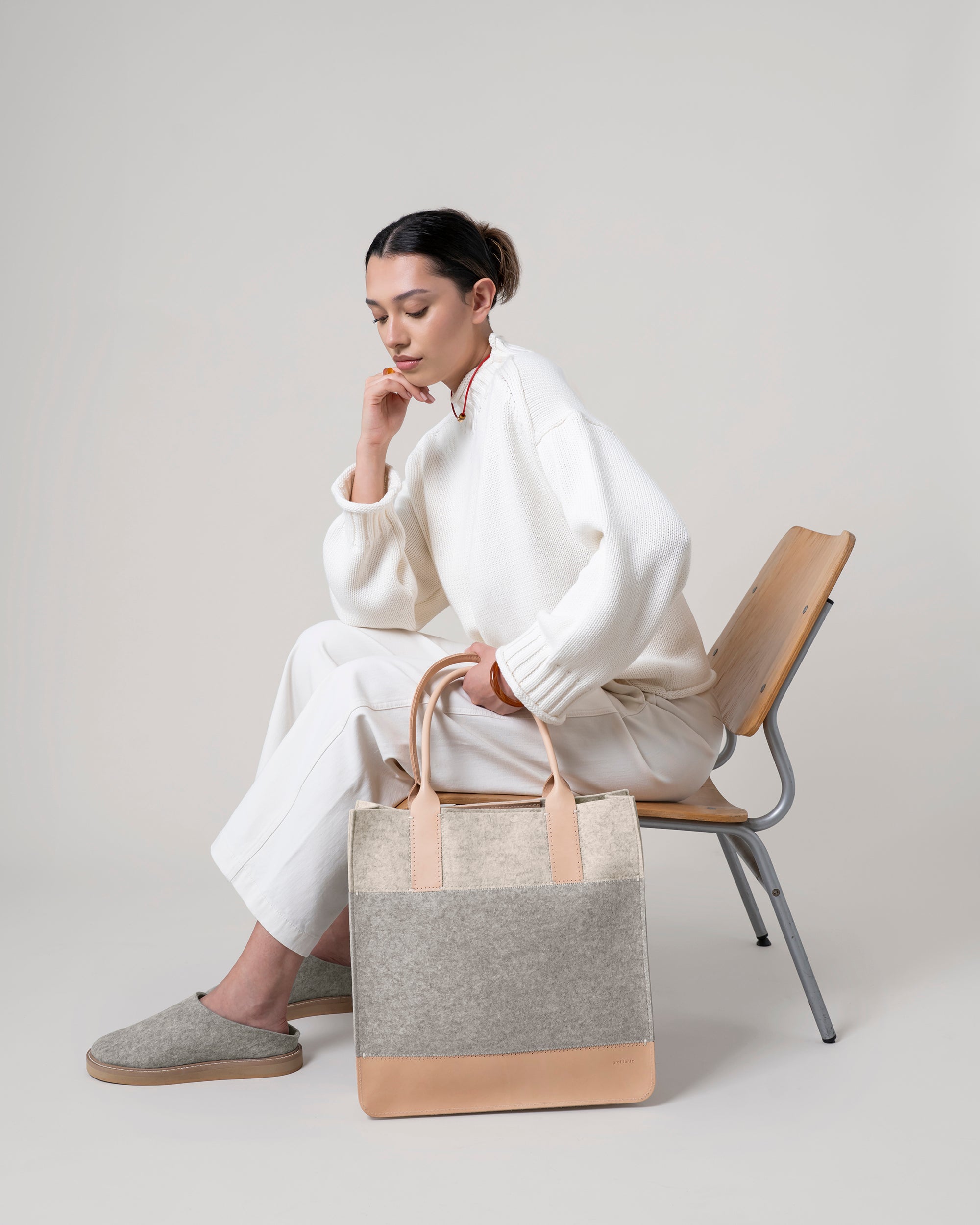 Jaunt Merino Wool Tote in Gray and Beige | Graf Lantz
