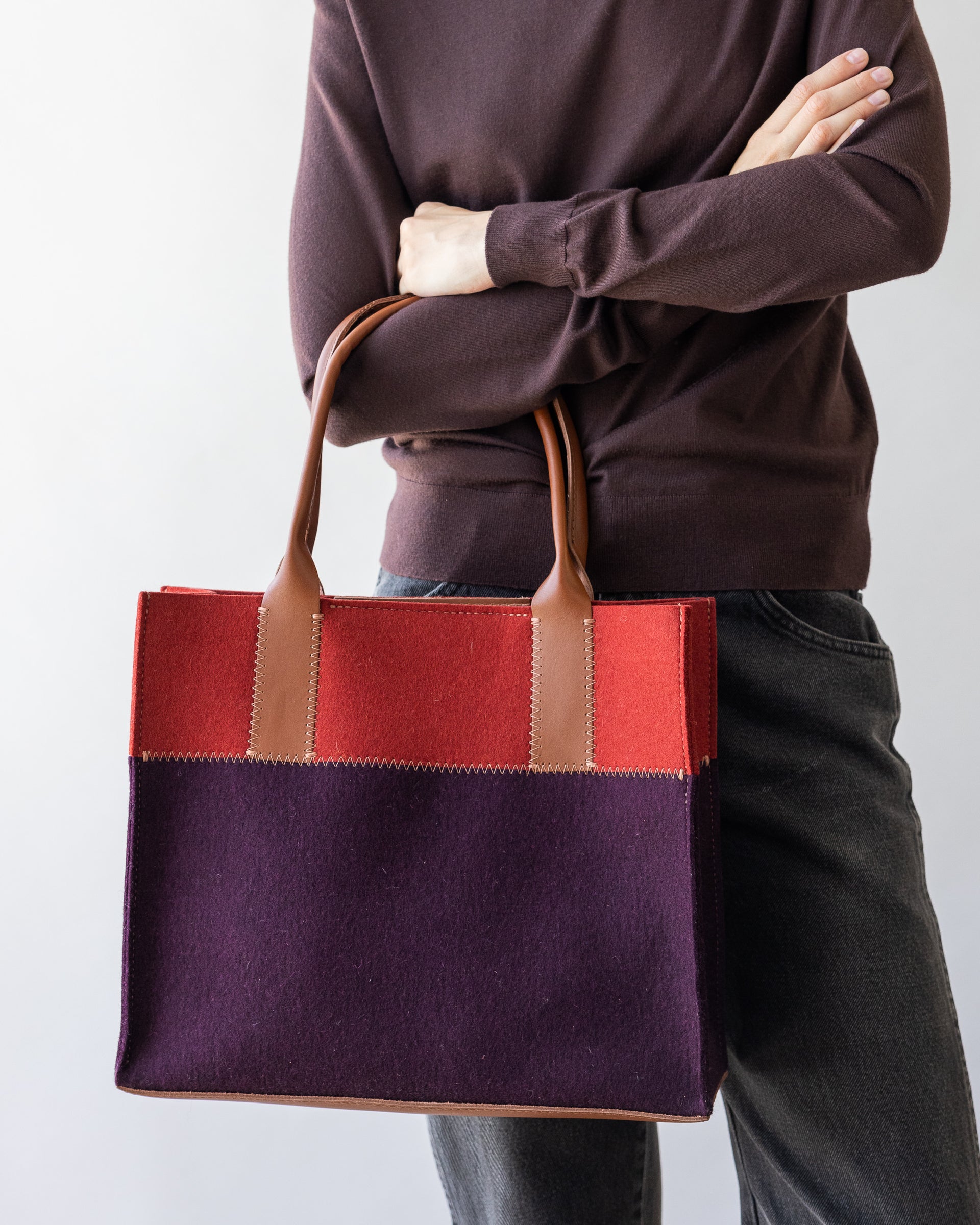 Jaunt Merino Wool Midi Tote - Aubergine/Rosewood