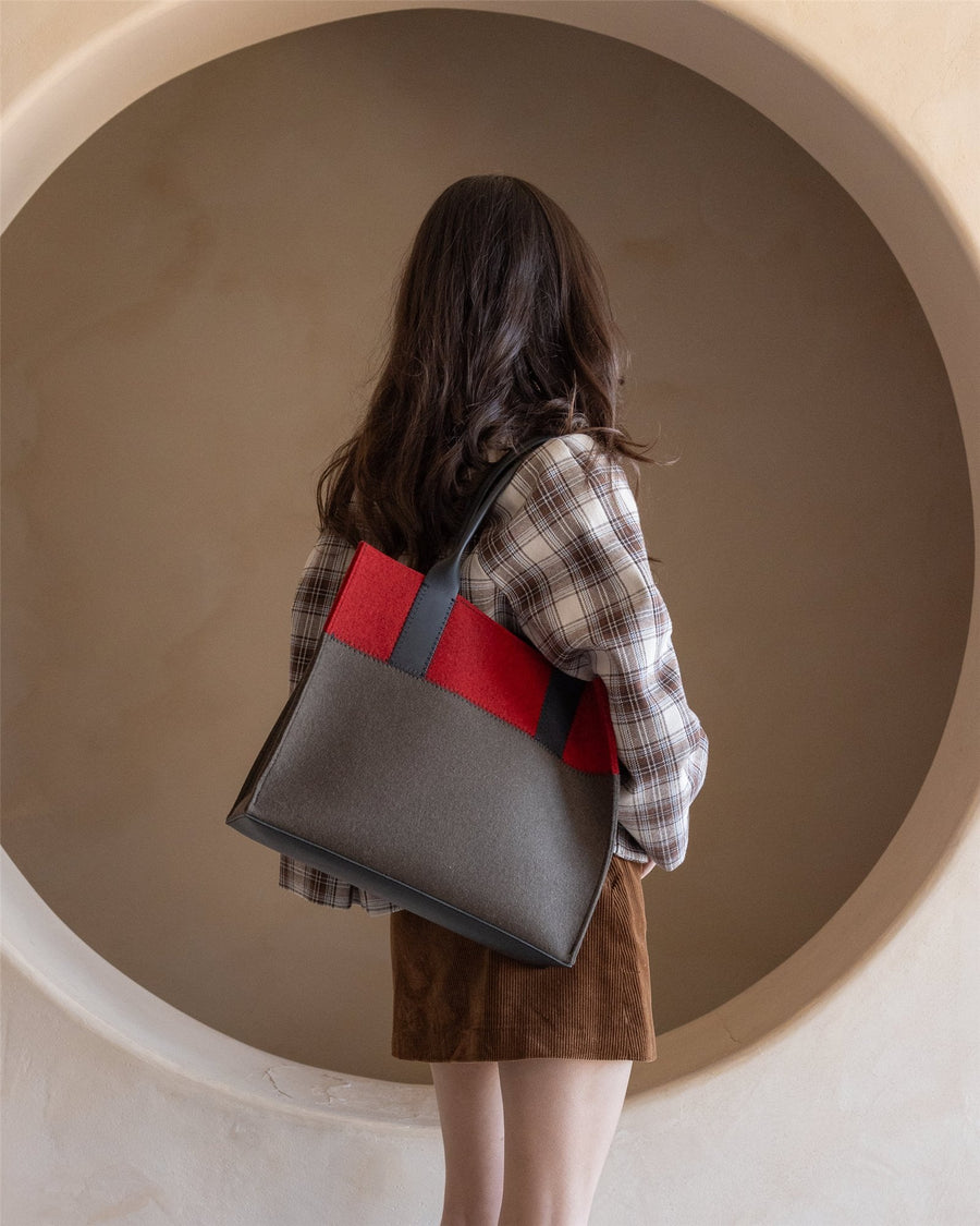 Jaunt Merino Wool Midi Tote