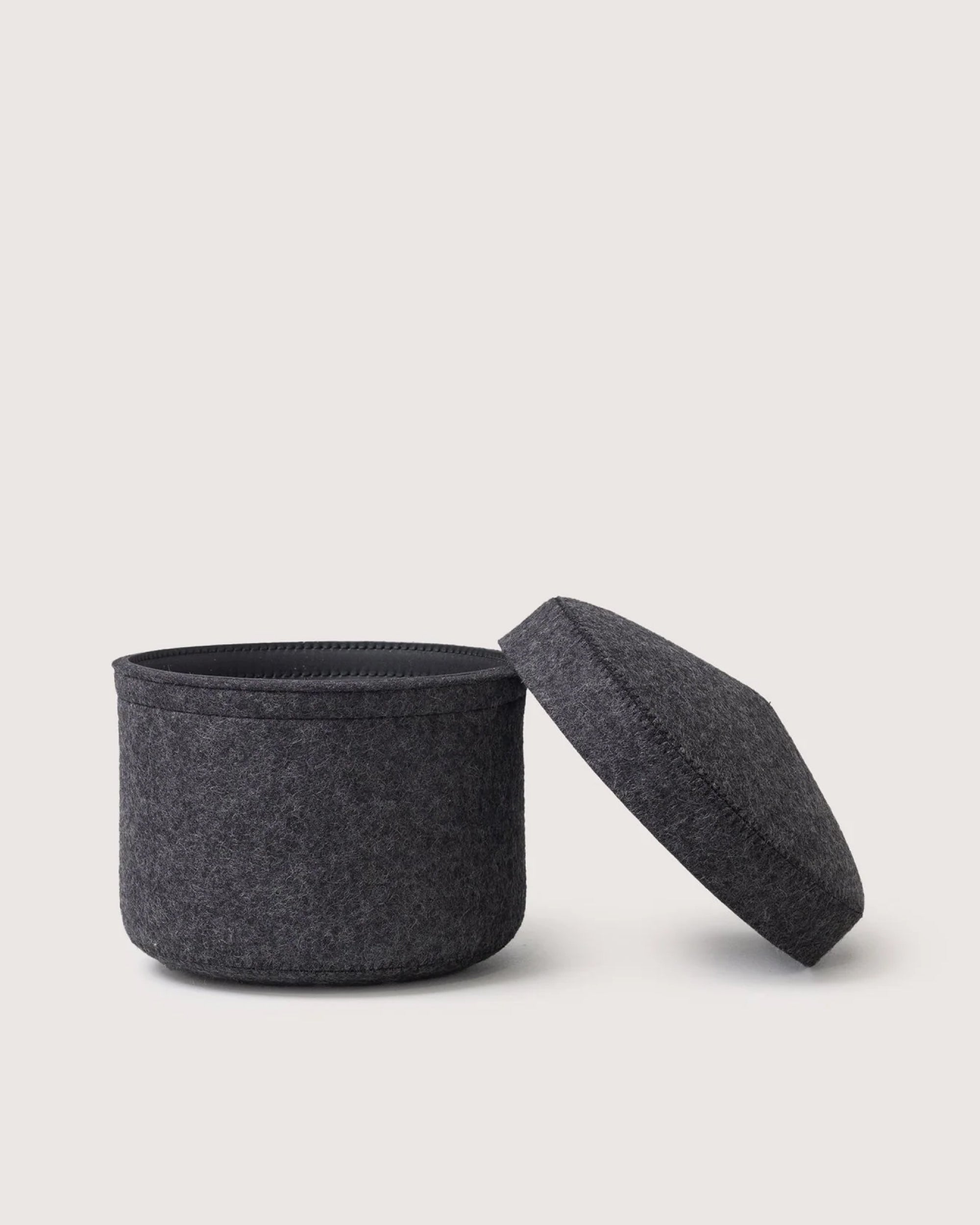 Merino Wool Small Bin w/ Lid