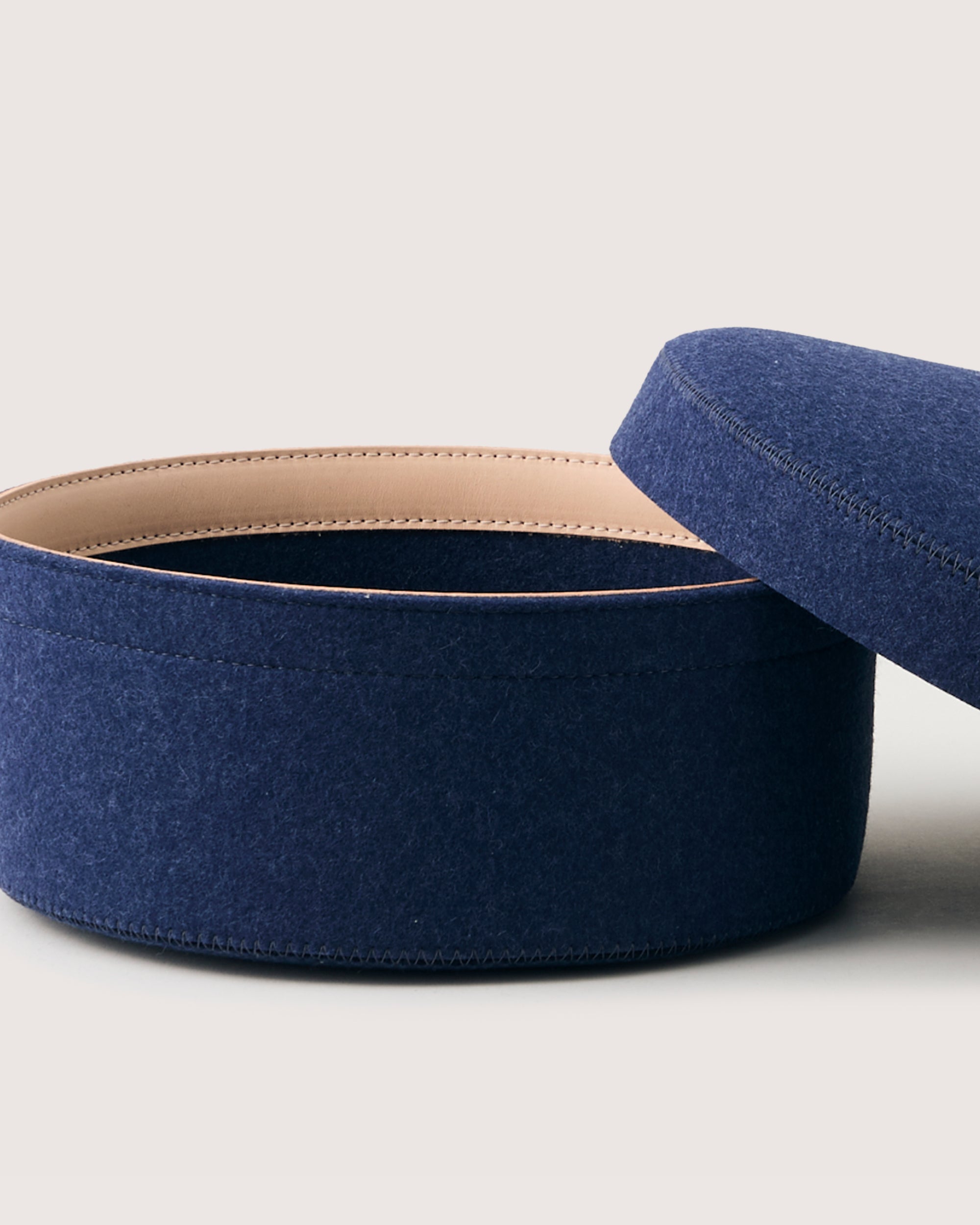 Merino Wool Medium Bin w/ Lid