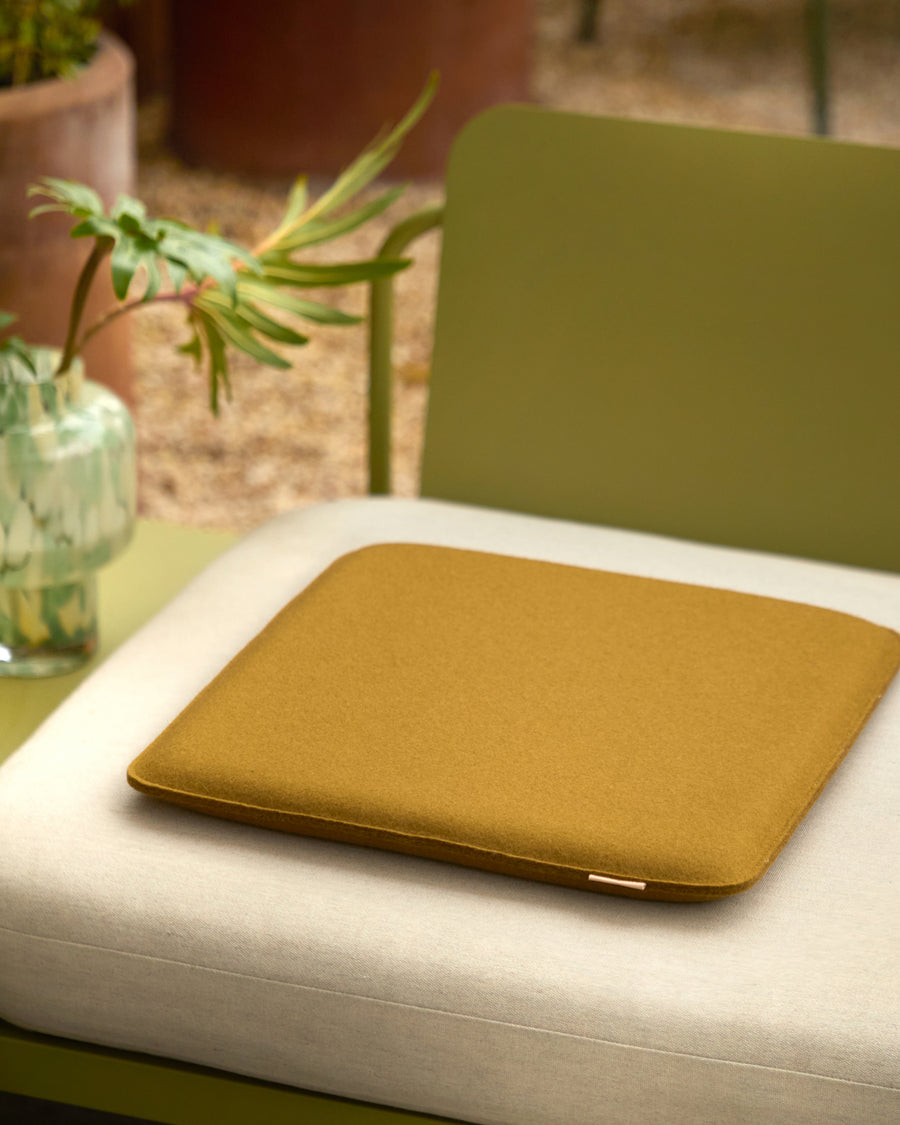 Zabuton Merino Wool Square Seat Pad in Granite | Graf Lantz