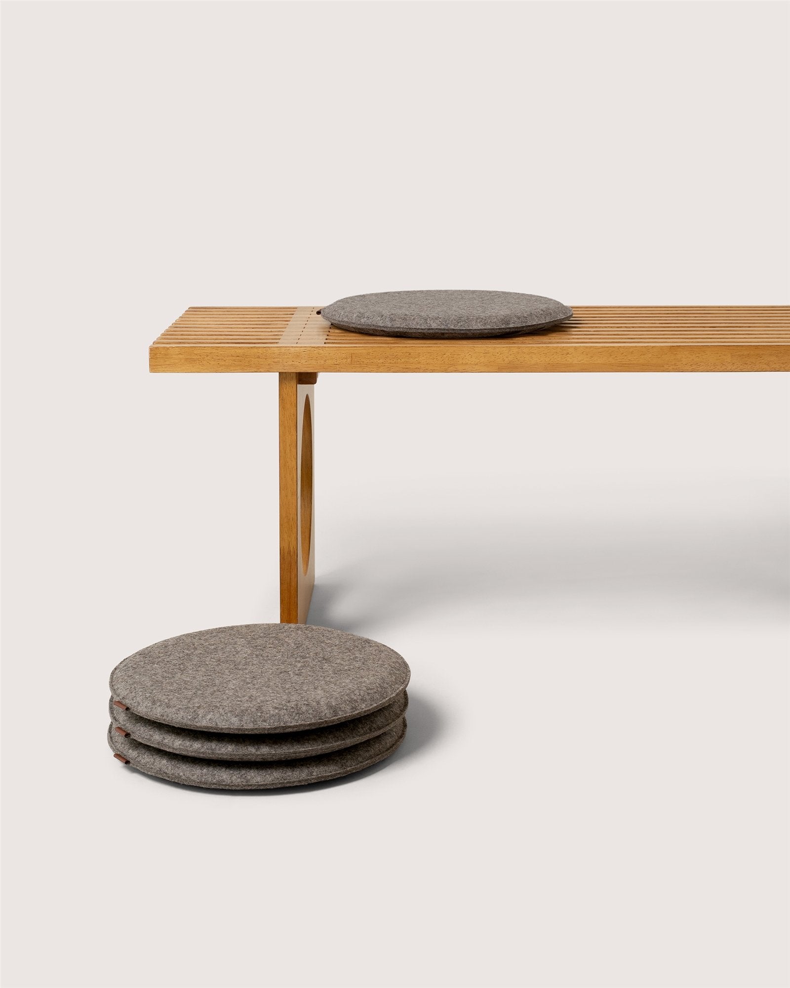 Zabuton Merino Wool Round Seat Cushion