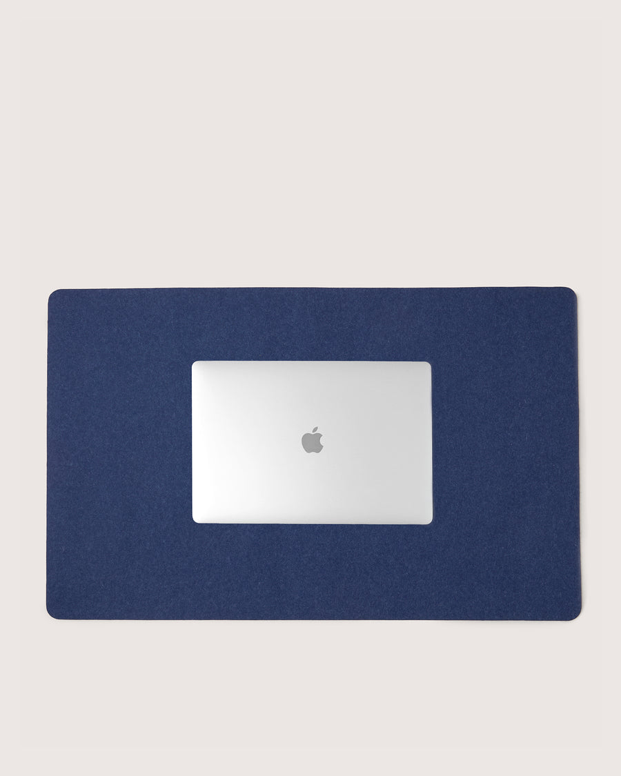 Mosen Merino Wool Workspace Desk Pad in Charcoal | Graf Lantz
