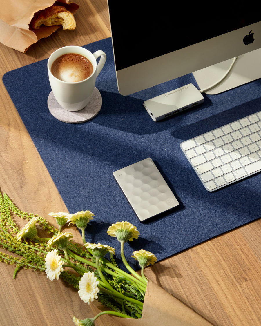 Mosen Merino Wool Workspace Desk Pad in Charcoal | Graf Lantz