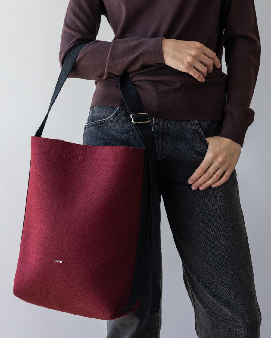 Campus Merino Wool Tote - Burgandy