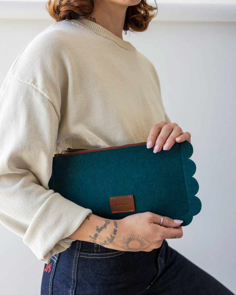 Deco Edge Merino Wool Pouch - Kombu