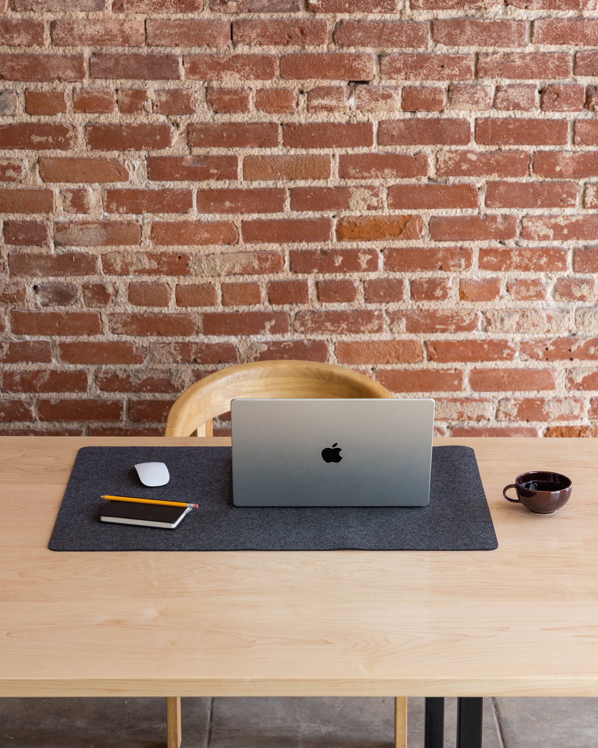Mosen Merino Wool Workspace Desk Pad in Charcoal | Graf Lantz
