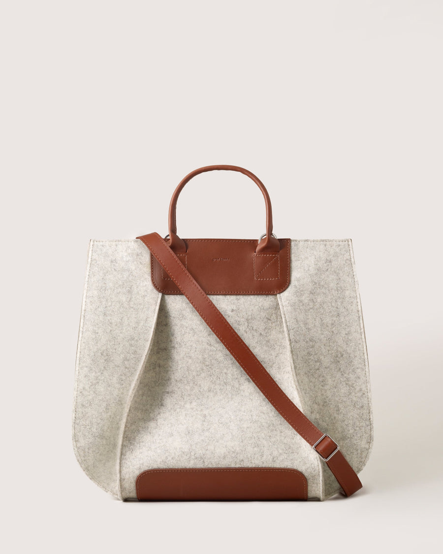 Frankie Merino Wool Tote in heather white with dark brown straps by Graf Lantz, backside view.