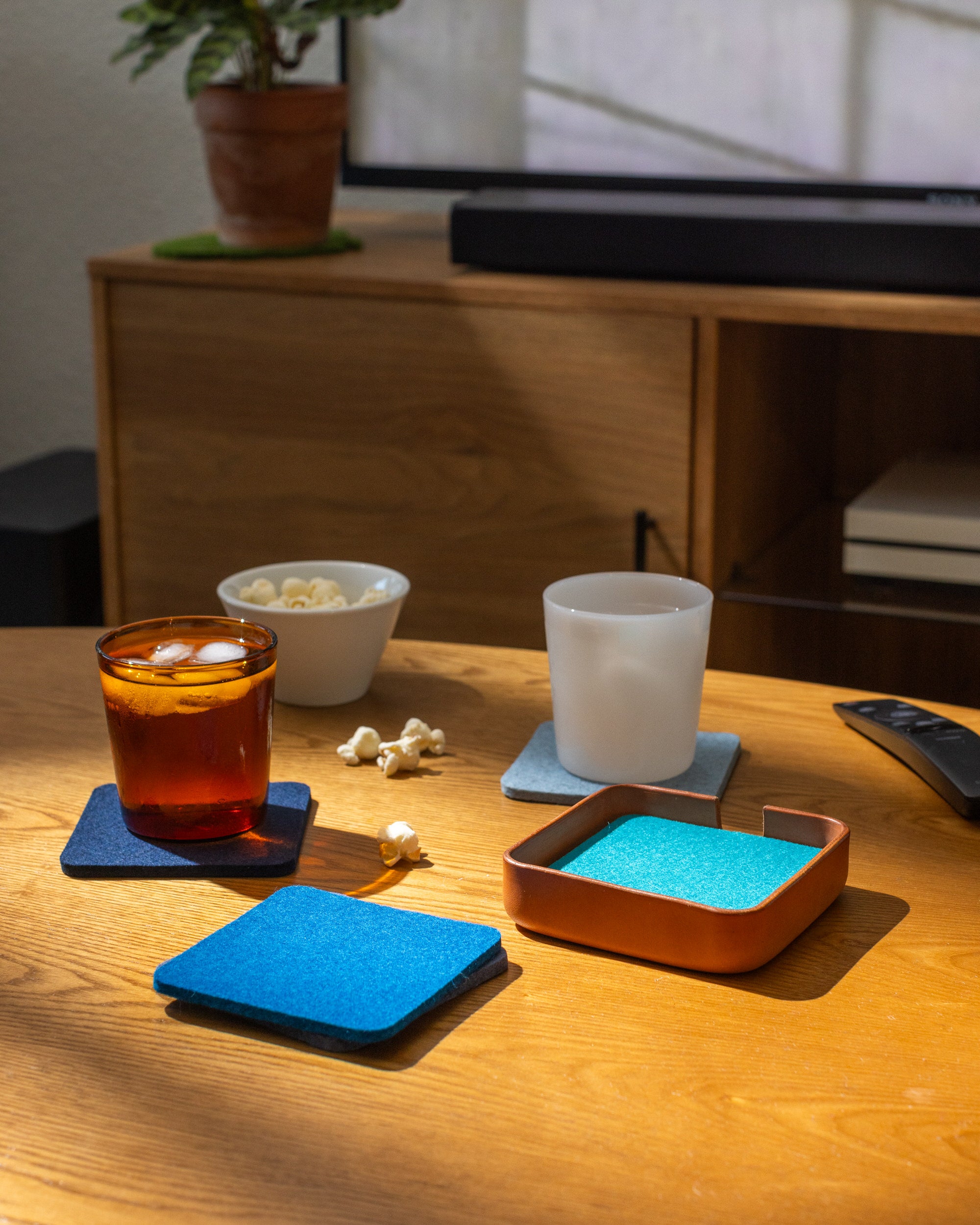 Kobon Square Leather Tray 6 Pack Coaster Set in Ocean | Graf Lantz