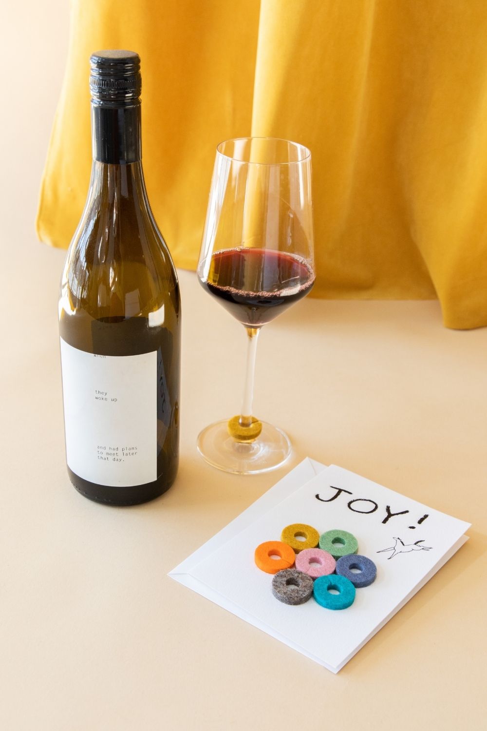 Wine Sticky Notes Wine-Ote’s Merino Wool Wine Marker Note Card in Joy | Graf Lantz