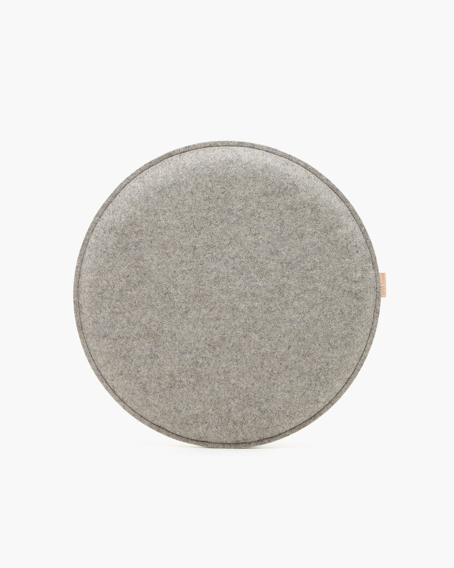 Graf & Lantz - Zabuton Seat Pad Round - Granite Felt, Natural Leather